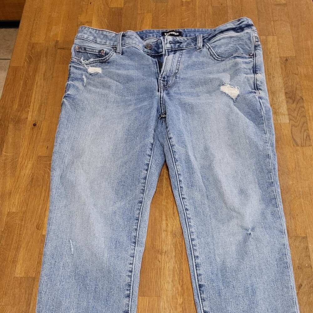Express Skinny Distressed Light Wash Jeans 32x30